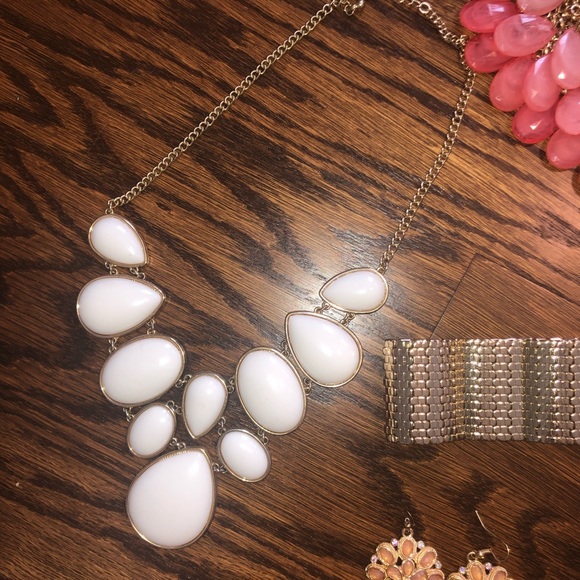 Charming Charlie’s Jewelry - Picture 2 of 5